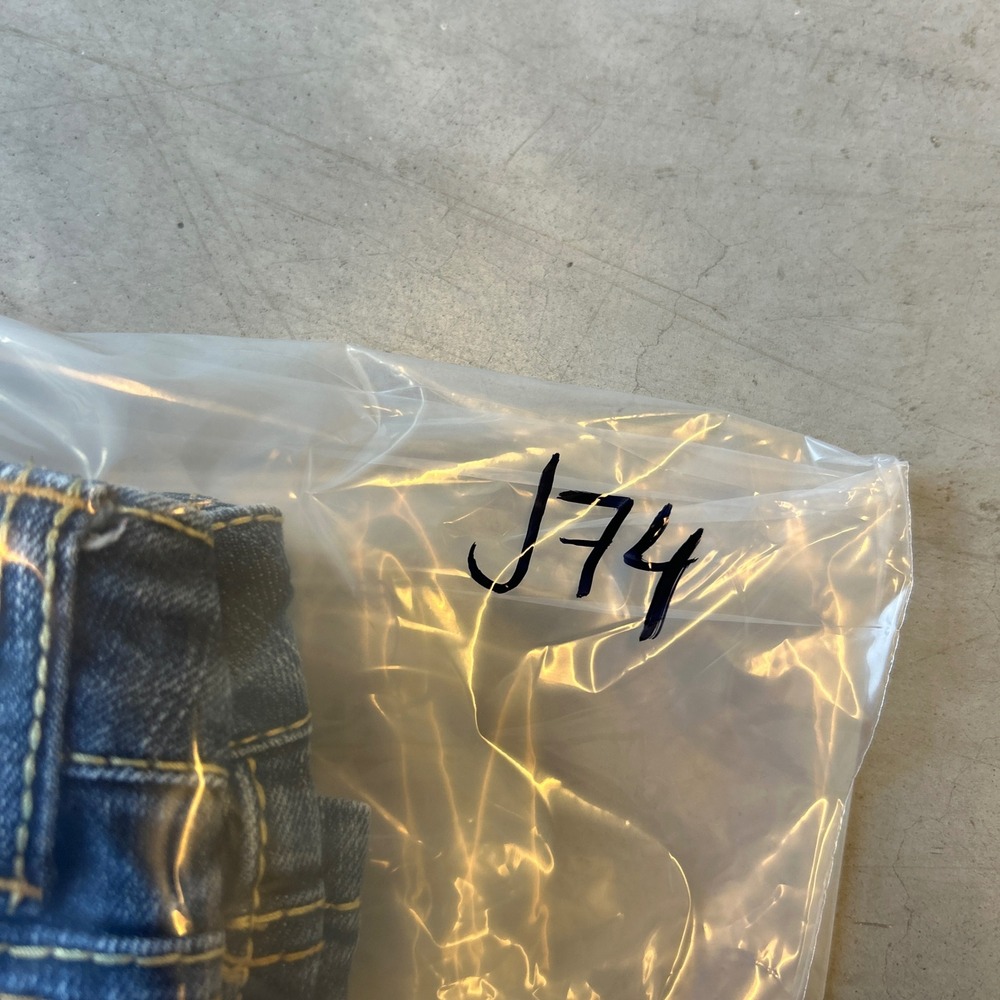 Justice Jeans Mens Dark Wash Distressed Bootcut Denim Rhinestone Pockets 24x27 - Picture 8 of 8